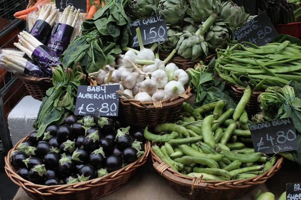 market, vegetables, eggplant-4354598.jpg